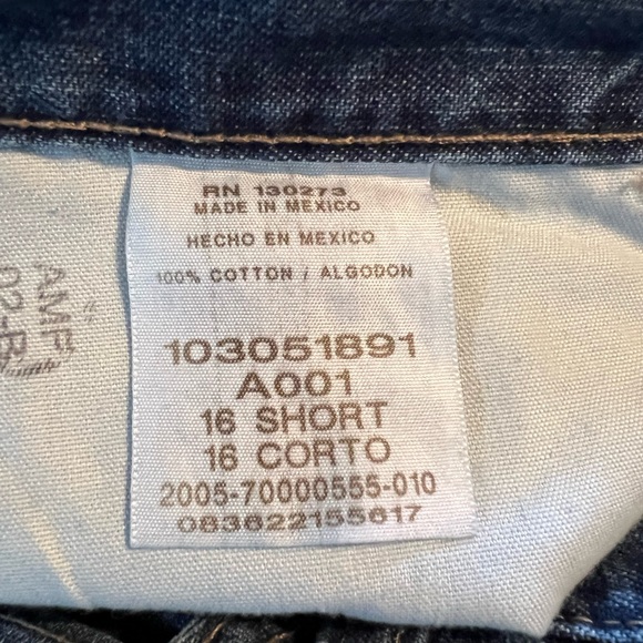 Woman’s Lee Relaxed Fit Straight Leg Jeans Size 16 Short - Picture 2 of 10